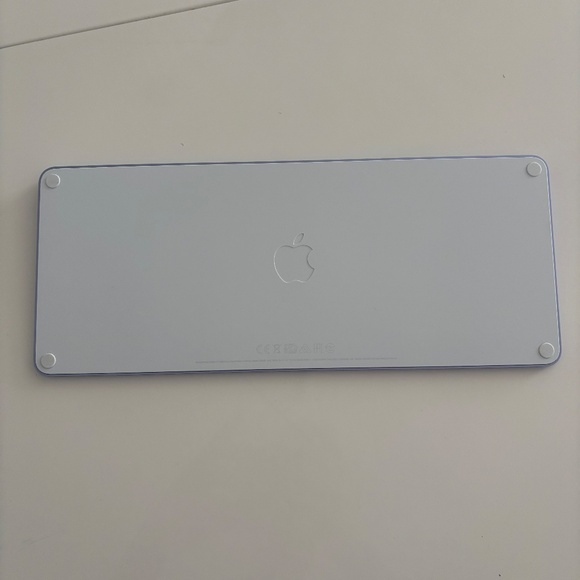 APPLE Magic Keyboard ~ Purple with Touch ID - Picture 3 of 9